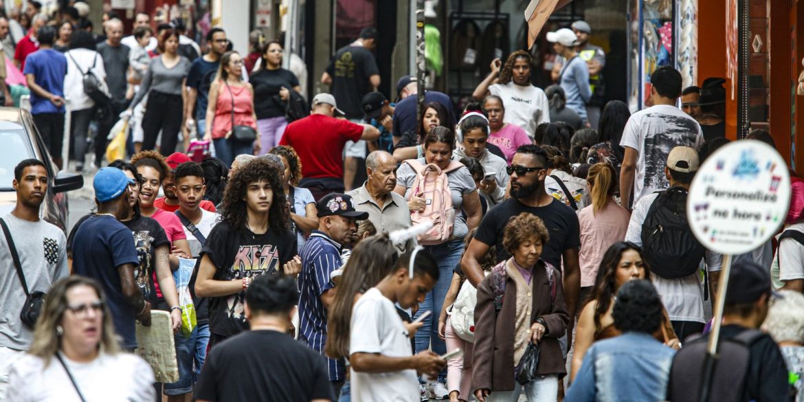 brasil-enfrenta-envelhecimento-populacional-e-crescimento-lento